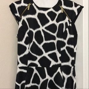 ❣️REDUCED❣️Michael Kors Black & White dress Size 4